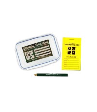 Liten Officiell Geocache med loggbok